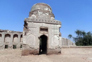 Entrance to the mosque.