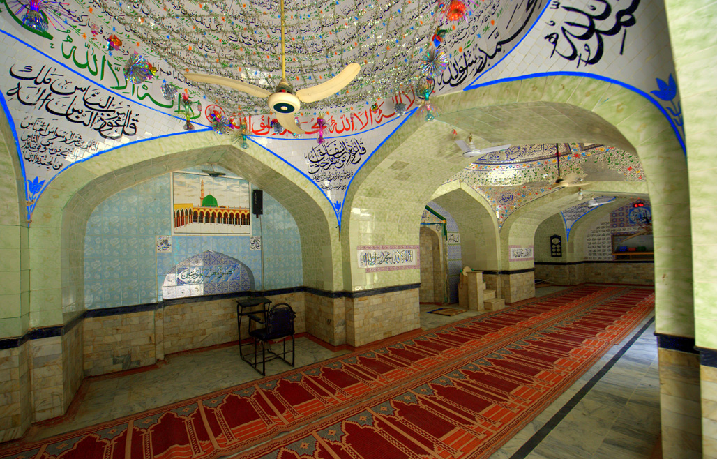 The mouth of the prayer hall.