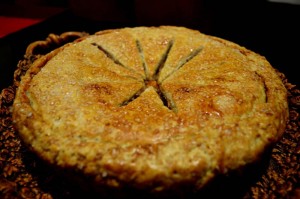 Their signature apple pie is a must-try; it is made of sweet and tart apples combined with lemons and jiggery and a blend of spices inside a delicious flaky crust. 