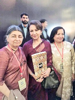 Sharmila Tagore crossed the Wagah Border for LLF 