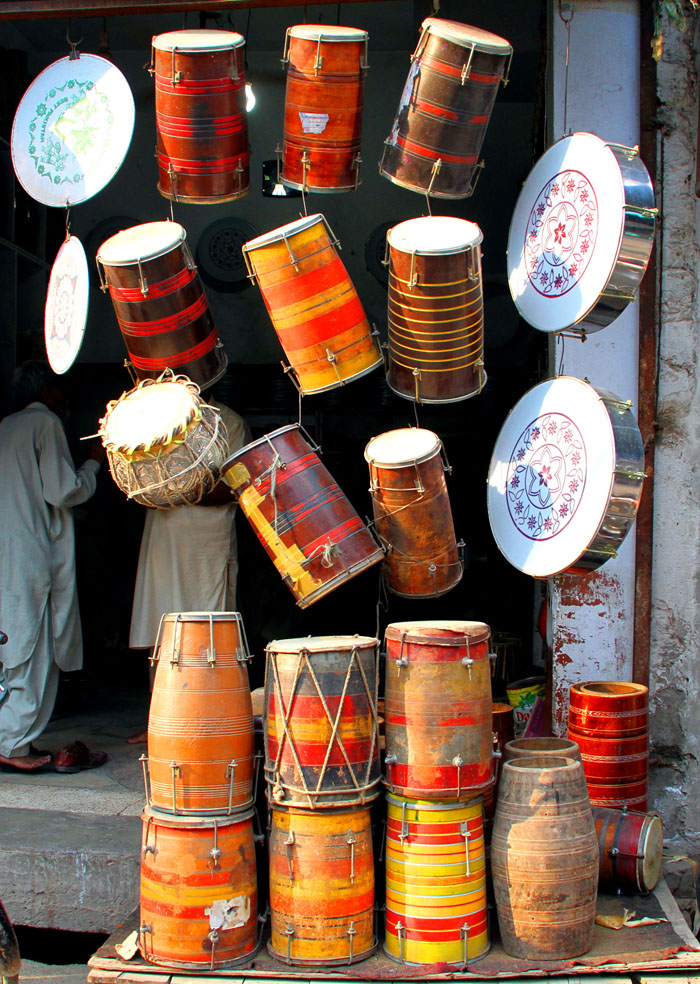 Dufs are in-demand as these are extensively used by naat khawaans.