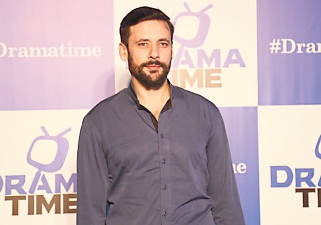 Celeb_Tipu-Sharif-main