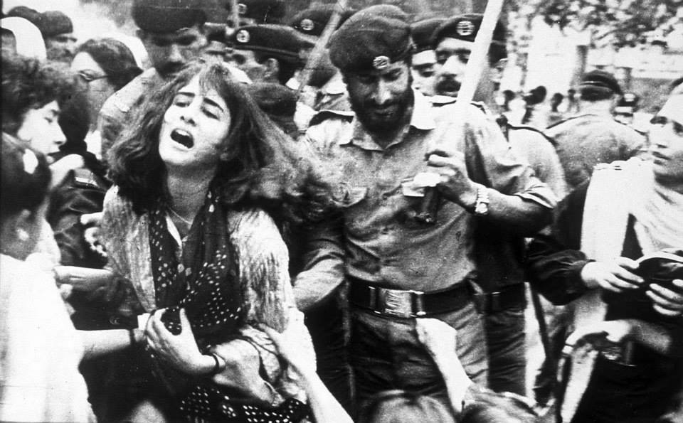 Famous photo of Women's Movement in Pakistan taken by Azhar Jaffry