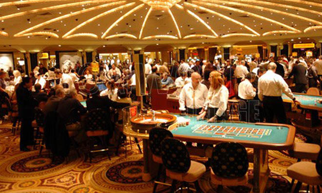 Caesar&rsquo;s Palace: Image by americancasinoguide.com