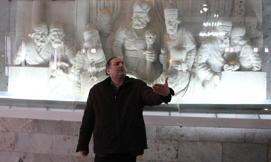 Interior of Ferdowsi tomb: A local giving theatrical performance.
