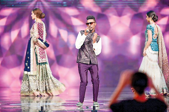 Patari Tabeer wonder boy Abid Brohi is a fierce talent who needed a stage as big as the LSAs. His performance enchanted one and all, much like his debut single, 'The Sibbi Song&rsquo;. 