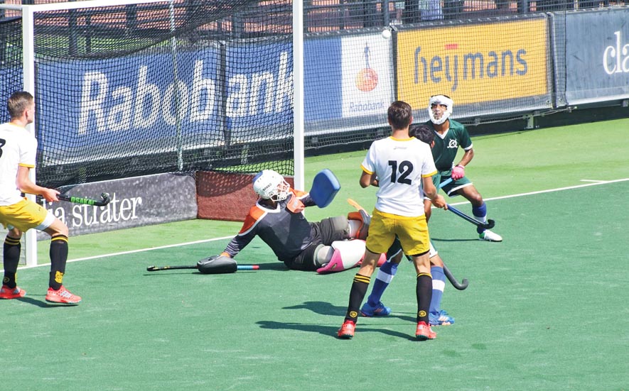 IJAZ CHAUDHRY-Dar HA goal keeper