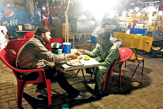 Sea food lovers can order one fish and roti and make a meal for less than 700 rupees, which is a steal!