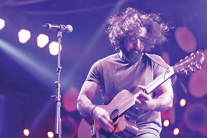 Sparlay Rawail from Khumariyaan onstage.