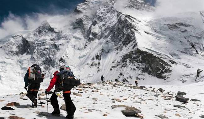 Two American climbers missing in northern Pakistan  