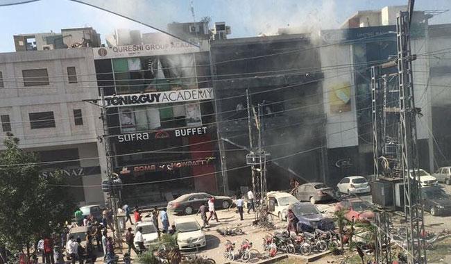 7 dead, 15 injured as blast rocks DHA Lahore