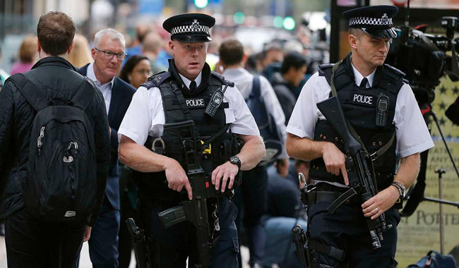 Daesh planning attacks in Britain - anti-terrorism lawyer