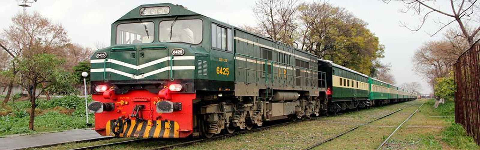 Pakistan Railways to renovate 31 more stations