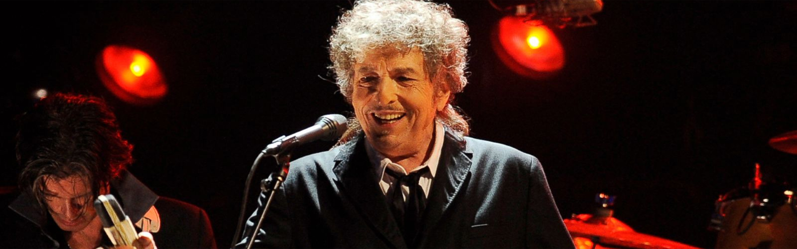 Bob Dylan to receive Nobel prize in Stockholm at weekend