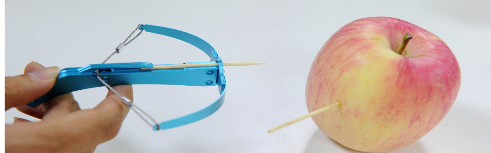 Toothpick crossbow craze has China quivering