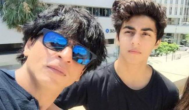 Here’s why Shahrukh Khan won't allow his son to kiss a girl