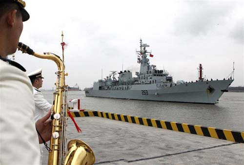 A frigate of the Pakistani Navy is welcomed upon its arrival at a military port in east China's Shanghai.