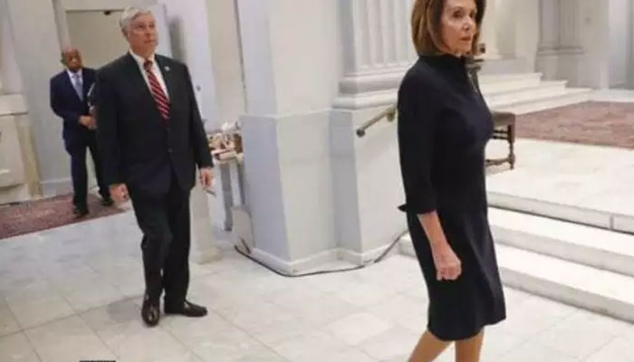 Fact Check Is Nancy Pelosi ‘too Drunk To Speak In This Viral Photo At 