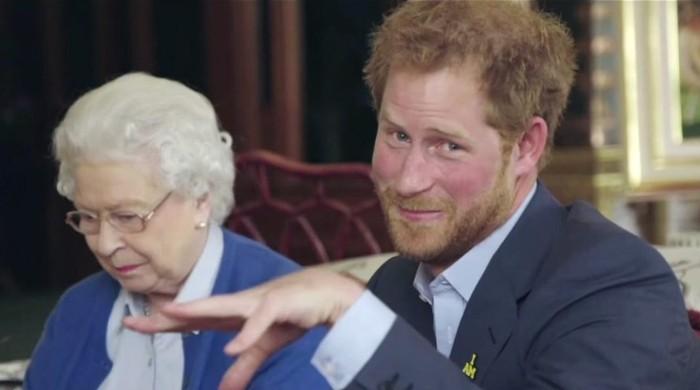 prince-harry-played-a-hilarious-prank-on-queen-elizabeth-wassup-this-is-liz