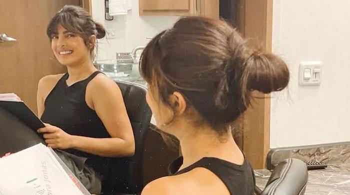 Priyanka Chopra thanks cast and crew as she wraps up shooting of 'Text For You' - Vimarsana News