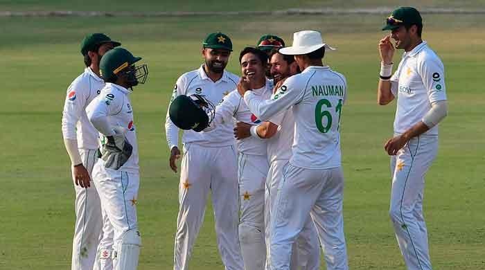 Pakistan to keep same 17 for second Test against South Africa