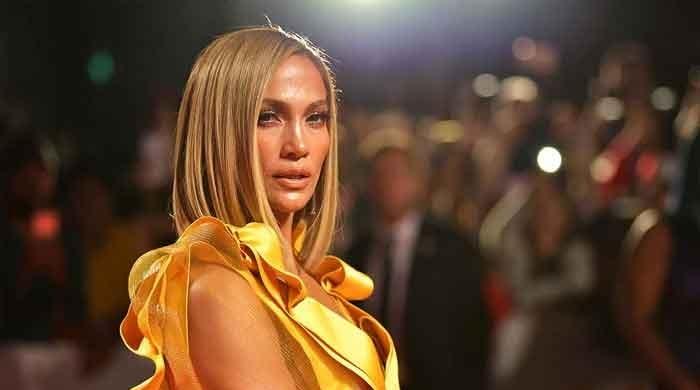 Super Bowl: Jennifer Lopez stuns in throwback picture