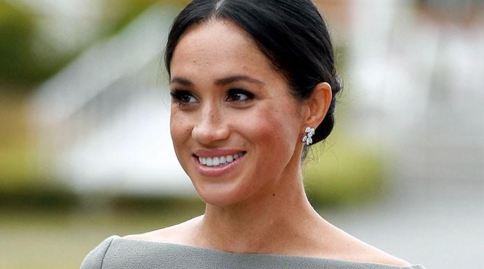 Meghan Markle slammed for abusing royal privileges 'without being a royal' - Vimarsana News