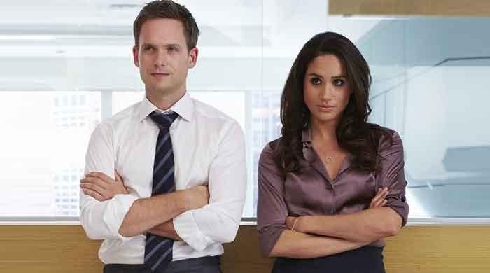 Meghan Markle's onscreen partner comes to her support, blasts Royal Family as 'obscene' - Vimarsana News