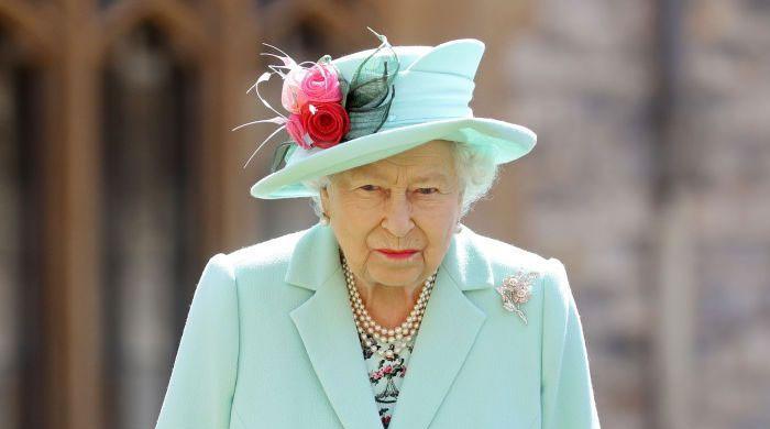 Queen Elizabeth's body language deciphered by experts at Prince Philip's funeral - Vimarsana News