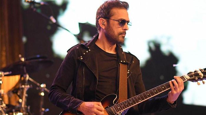 Bilal Maqsood pays rich tribute to Palestinians with heartfelt rendition of 'Aakhri Alvida' - Vimarsana News