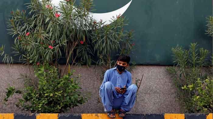 Coronavirus: Pakistan reports 1,303 COVID-19 cases in a day - Vimarsana News