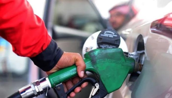 Harga bensin di Pakistan mungkin naik mulai 16 Juni, kata sumber
