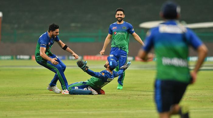 Gritty Multan Sultans thrash Peshawar Zalmi to clinch maiden PSL title