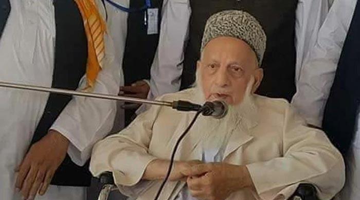 Photo of President Wifaq Ul Madaris Maulana Abdur Ra​​zzaq passed away