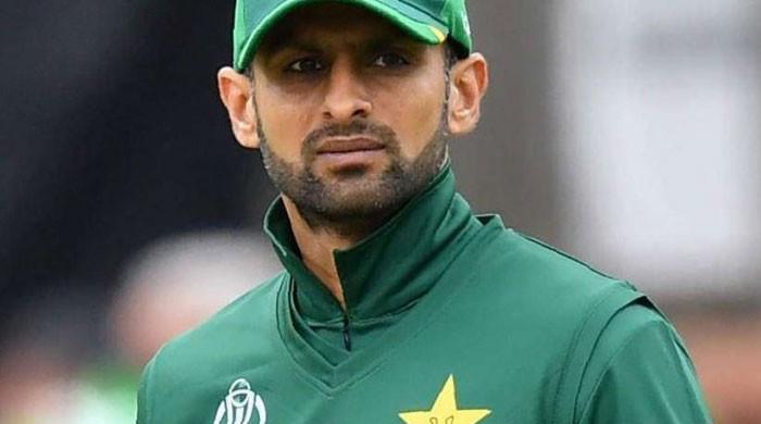 Photo of Shoaib Malik wishes all KPL teams all the best