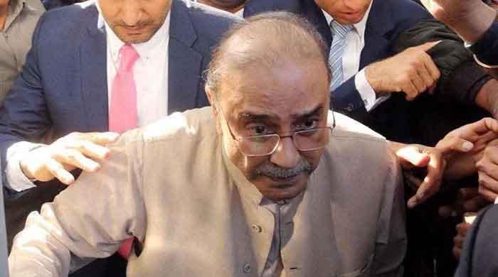 Photo of Asif Zardari seeks bail before arrest in New York apartment case