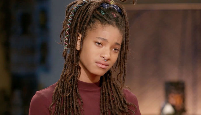 Video: Willow Smith has her head shaved while performing ‘Whip My Hair’