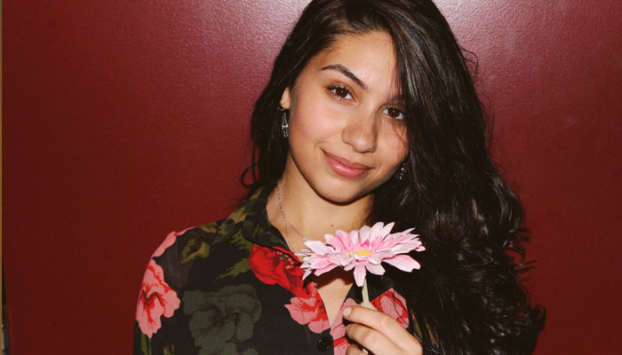 Alessia Cara weighs in on struggles with ‘full-blown panic attacks’