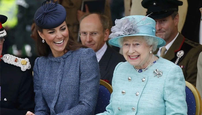 Queen Elizabeth decides to hand Kate Middleton Prince Harrys role