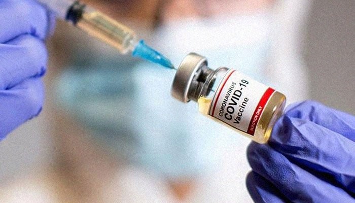 US belatedly hits Bidens Covid vaccination goal as hospitalizations soar