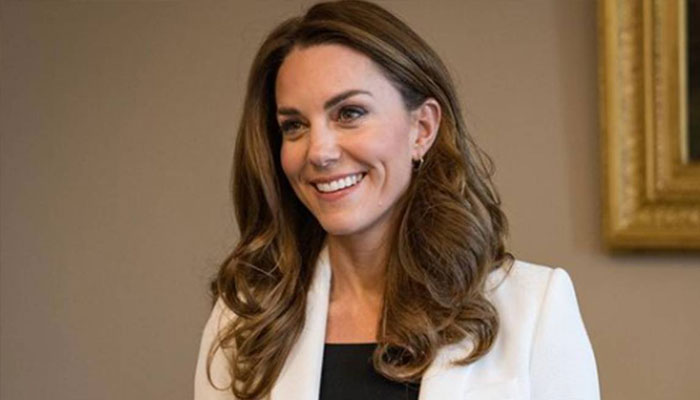 Royal experts weigh in on Kate Middleton’s candid ‘mom guilt’ admission: ‘Helps moms worldwide’