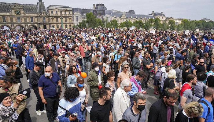 Prancis menyaksikan protes nasional terhadap sistem pass kesehatan Covid