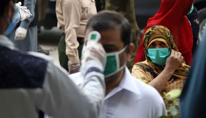 Pakistan is reporting 4,065 new infections on average each day. Photo: file