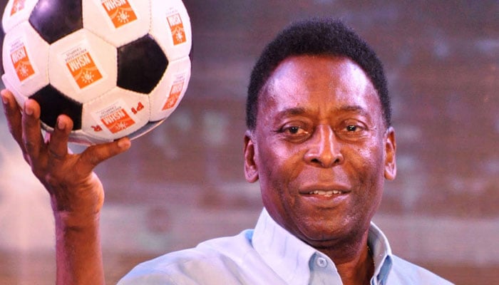 Pele is recovering, says his daughter. FILE PHOTO