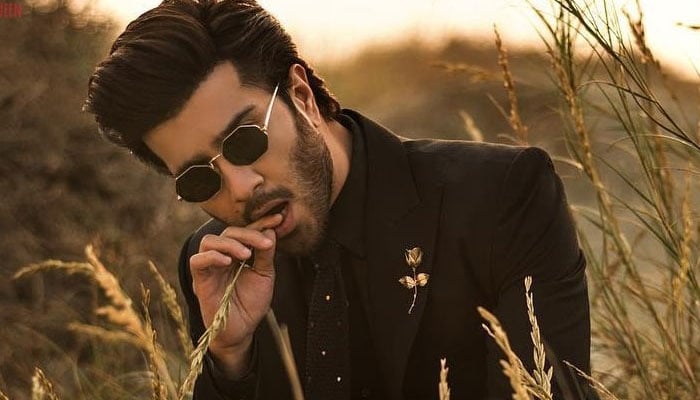 Feroze Khan to bring another hit serial with 7th Sky Entertainment