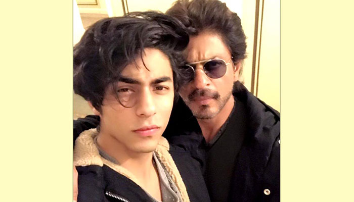 Shah Rukh Khan broken, helpless as son Aryan Khan remains in jail