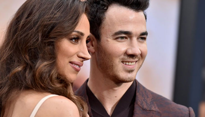 Kevin Jonas weighs in on wife Danielle’s ‘huge support’ during tour