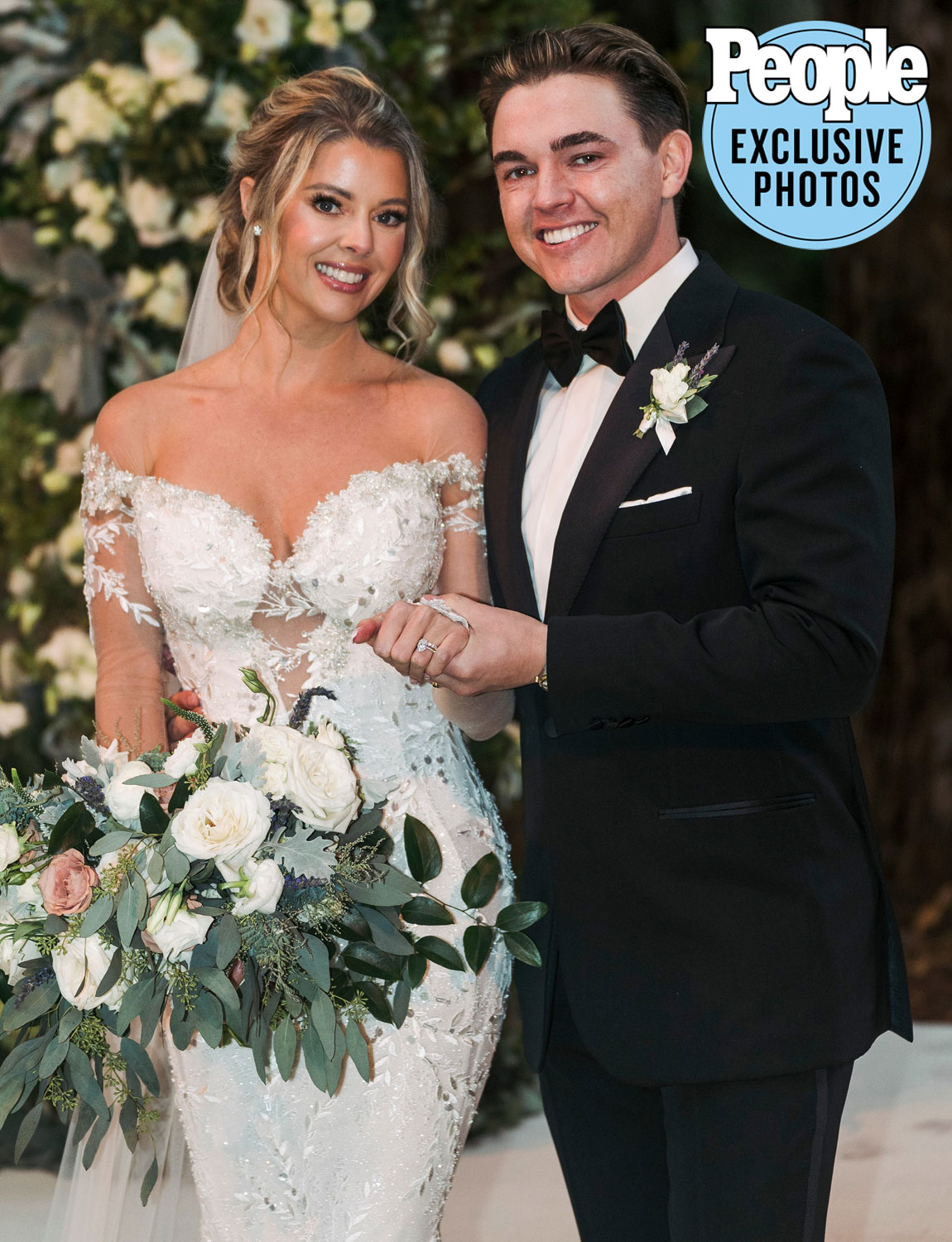 Jesse McCartney marries Katie Peterson in gorgeous ceremony