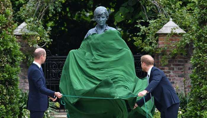 Prince William reveals how happy he and Prince Harry were with Diana’s statue