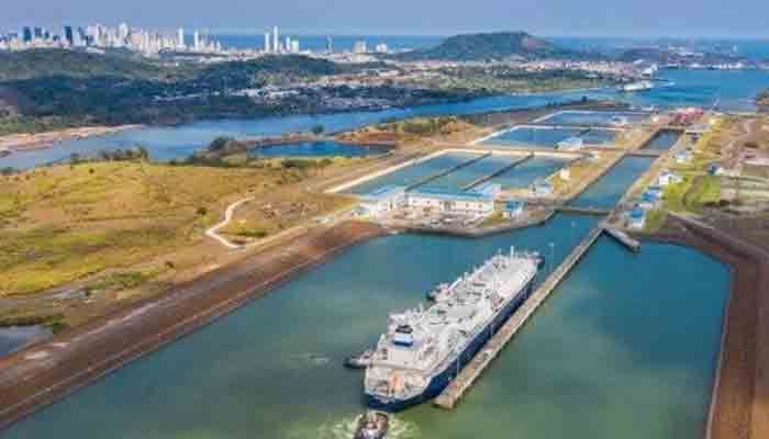 Terusan Panama memecahkan rekor pengiriman meskipun ada krisis pandemi